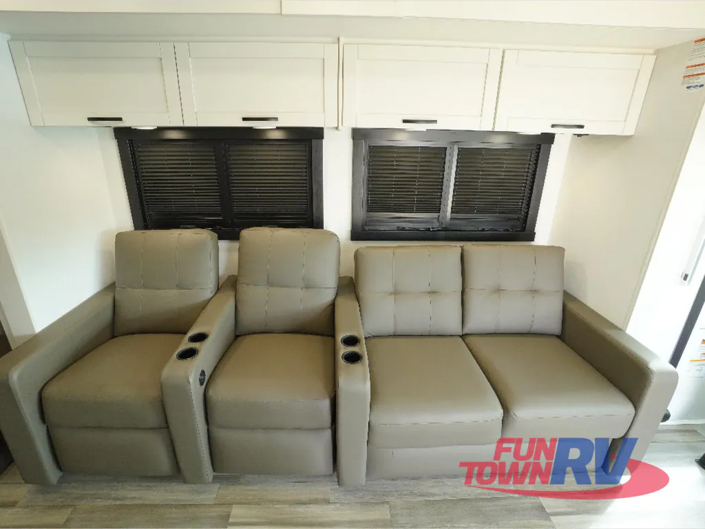 2026 Entegra Coach Vision XL 36C, Photos photo 11