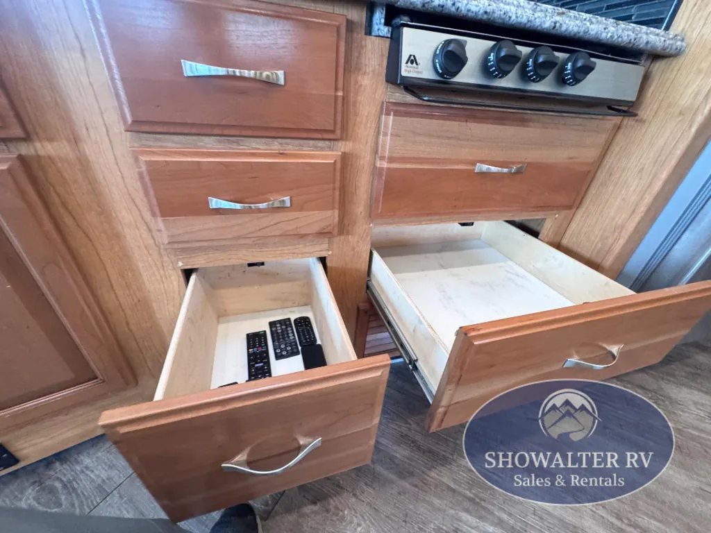 2016 Fleetwood Pace Arrow LXE 38K, Photos photo 26