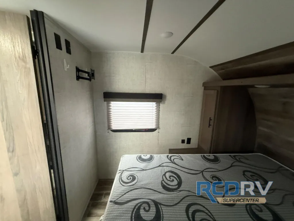 2022 Gulf Stream RV Kingsport Ultra Lite 24RLS, Photos photo 17