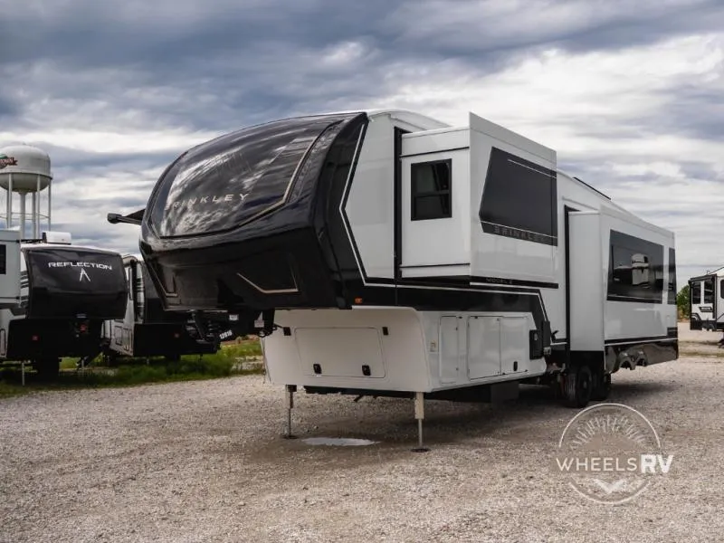 2026 Brinkley Model Z 3200 - Photo 3