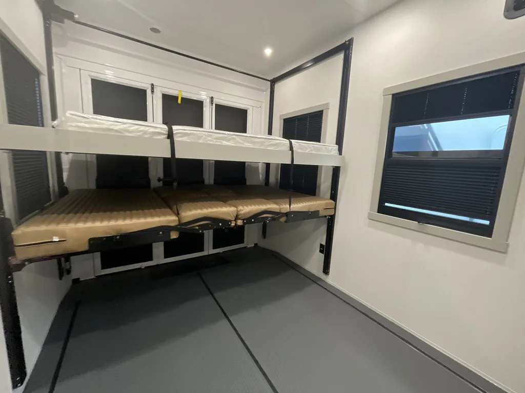 2026 Brinkley Model G 3970, Photos photo 26