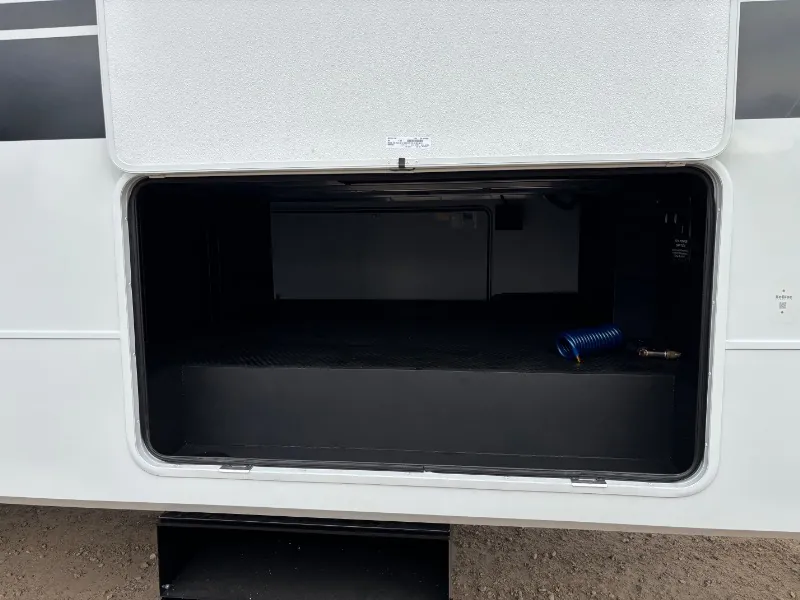 2026 Brinkley Model Z 3600, Photos photo 29