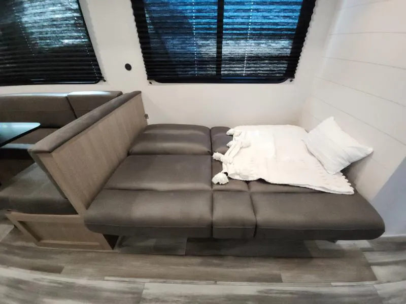 2026 Jayco Jay Flight SLX 321BDS, Photos photo 26