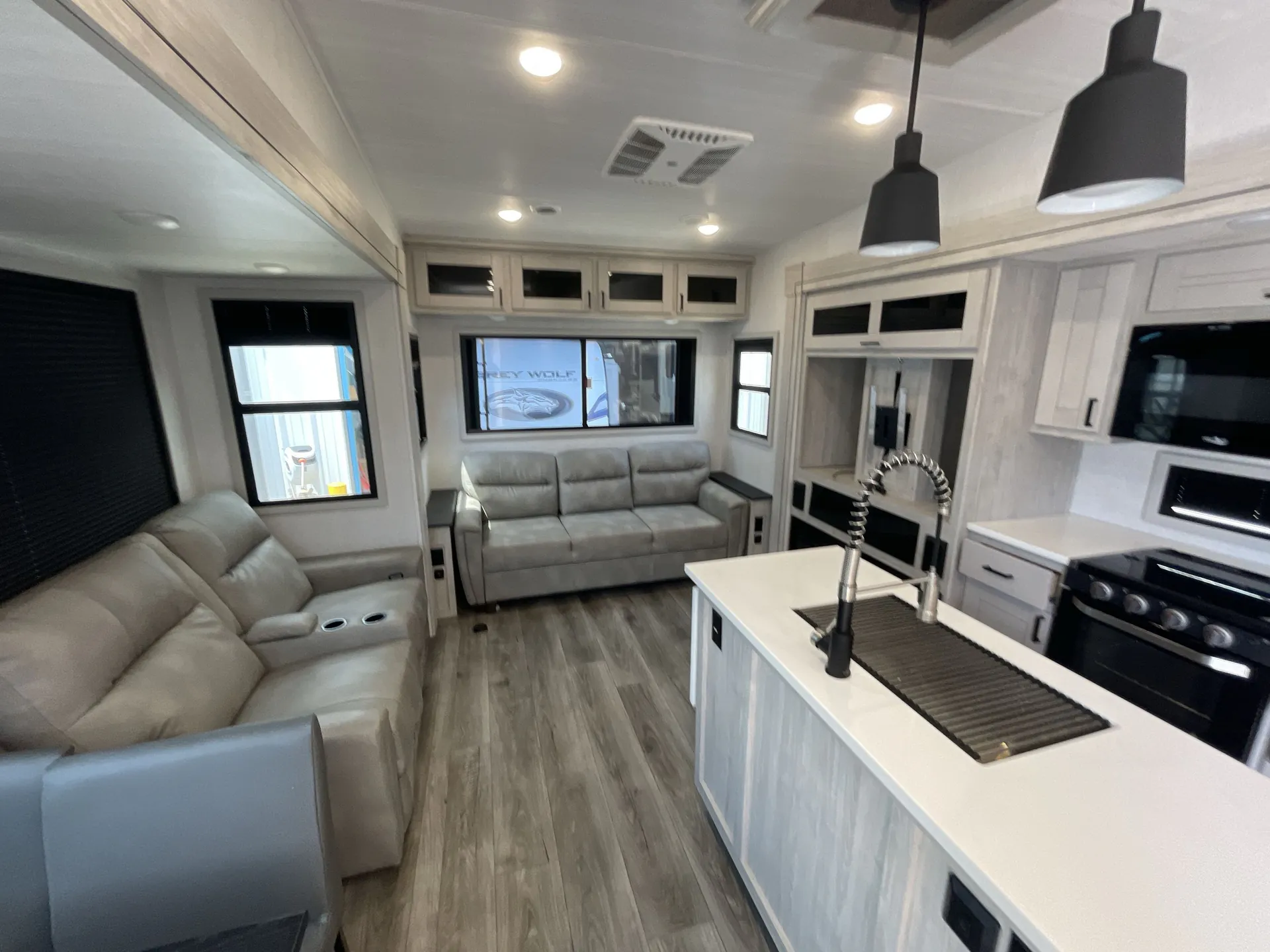 2025 East to West Blackthorn 3100RL — living area main
