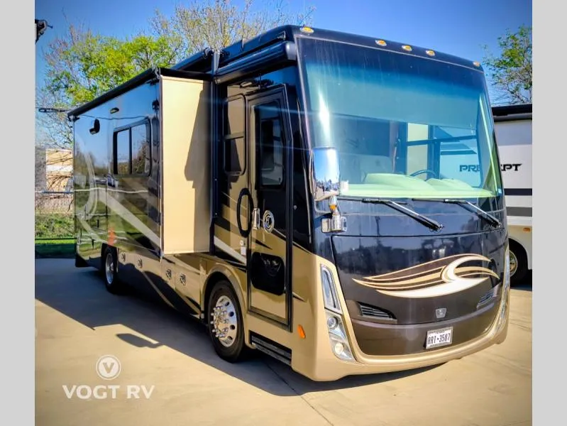 2017 Tiffin Allegro Breeze 31 BR - Photo 2