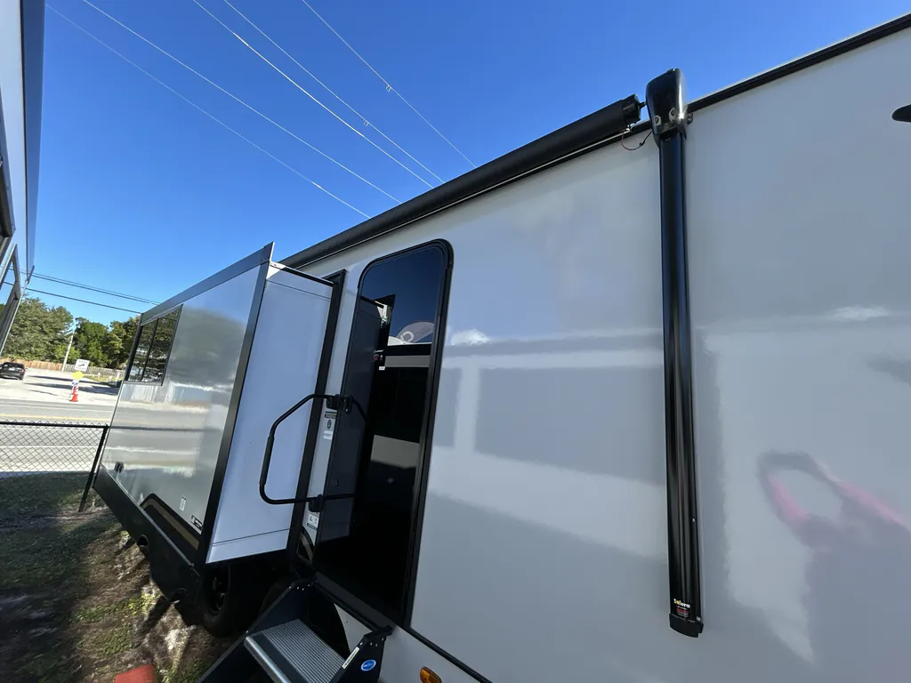 2026 Forest River Vibe 3400XL, Photos photo 34