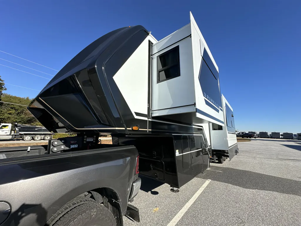 2026 Brinkley Model G 3970, Photos photo 2