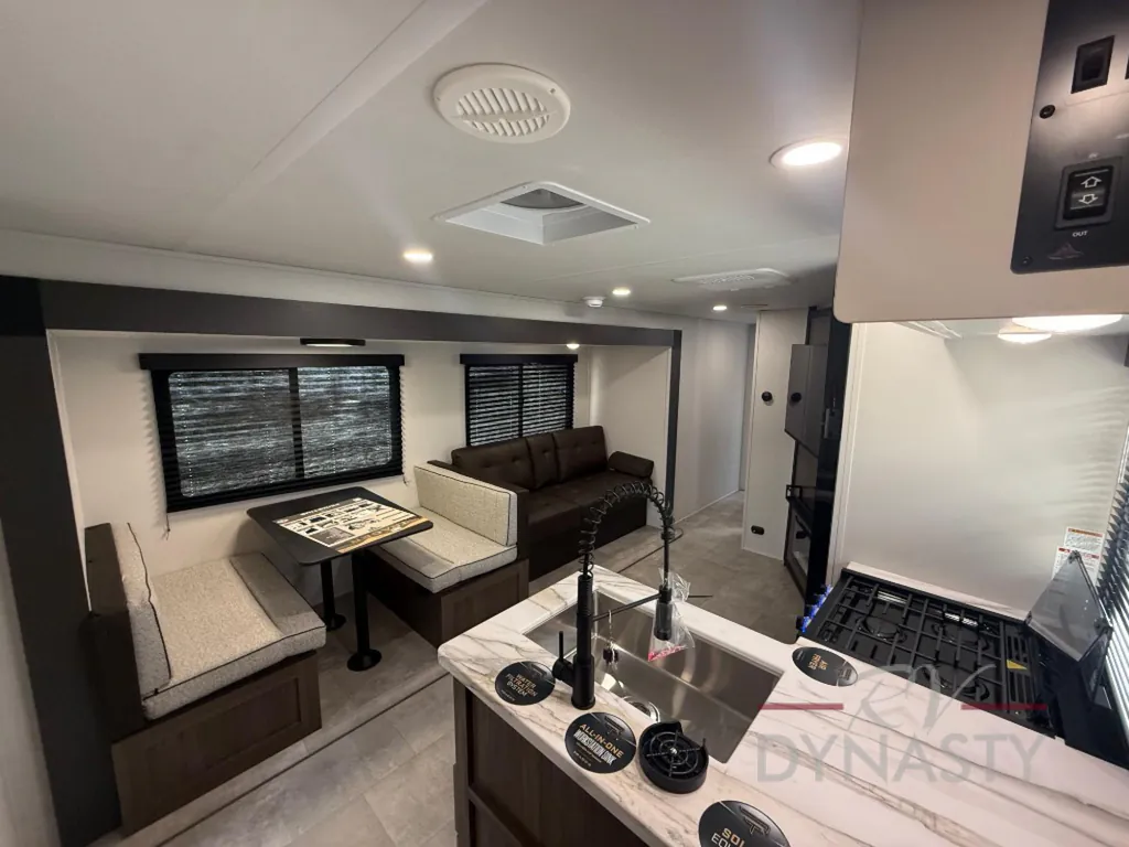 2027 Forest River Tracer 290QB, Photos photo 18