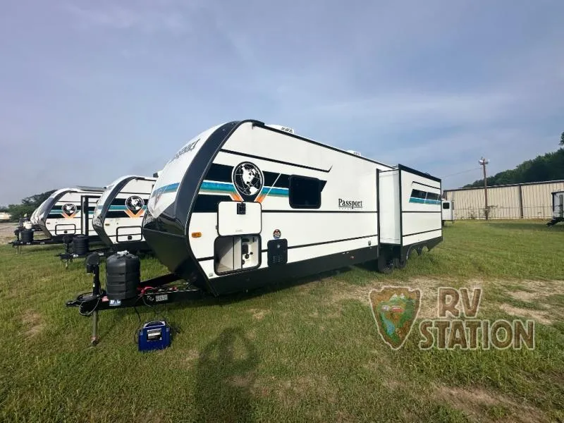 2025 Keystone Passport 2870RL - Photo 3