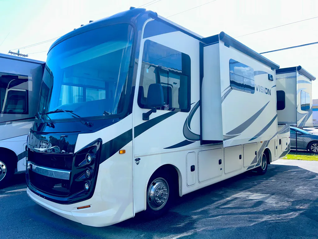 2022 Entegra Coach Vision 27A, Photos photo 4
