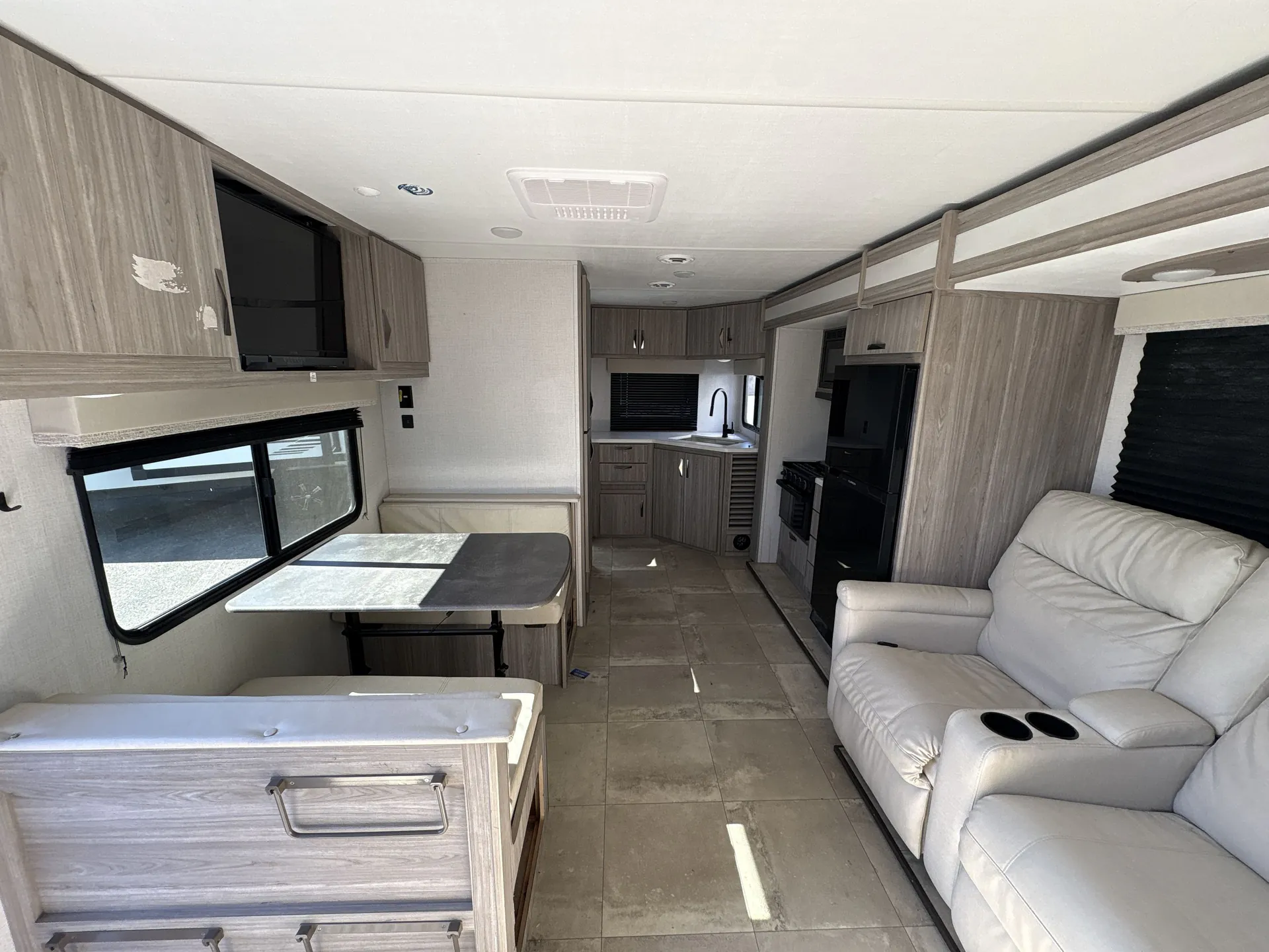 2024 Keystone Passport 229RKWE — living area main