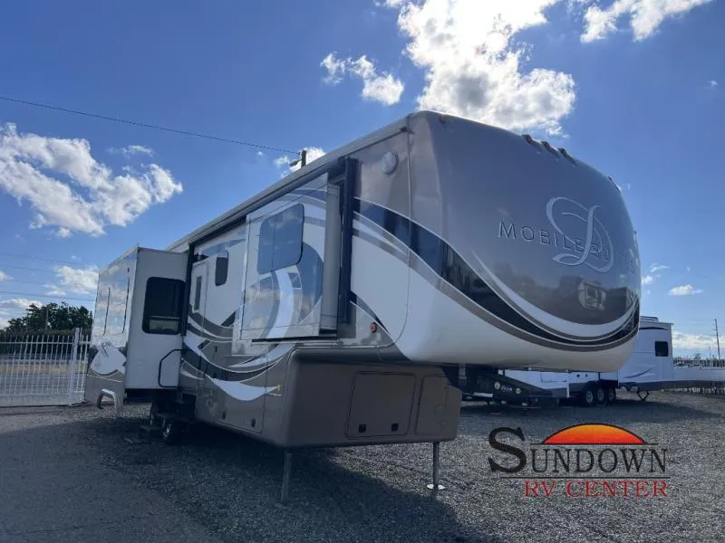 2015 DRV Mobile Suites 36RSSB3 - Photo 2