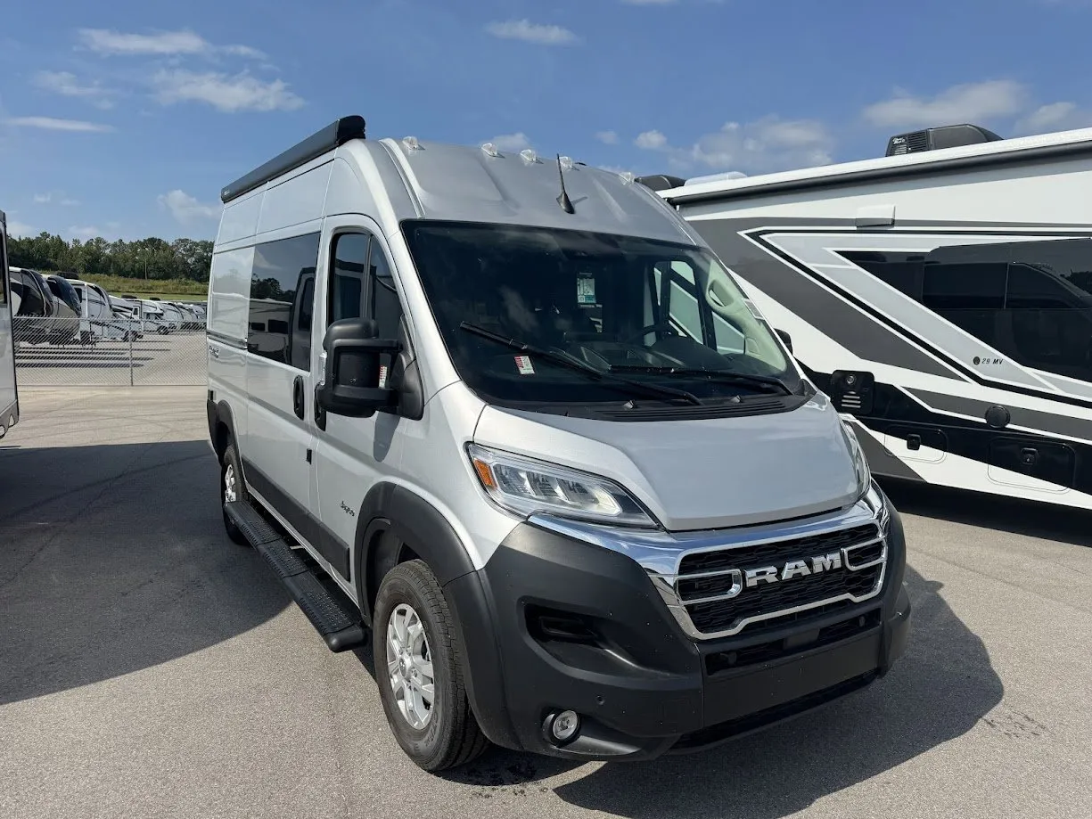 2026 Jayco Comet 18C - Photo 2
