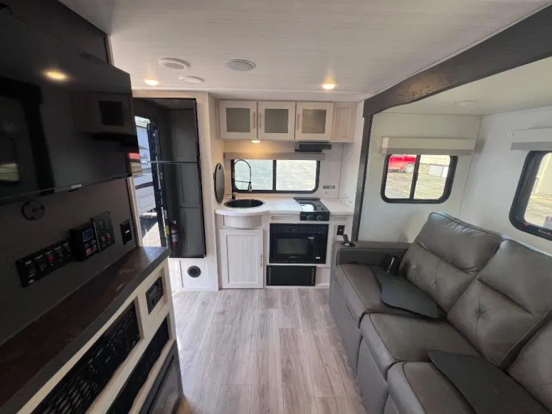 2025 Forest River R-Pod RP-202 - Photo 4