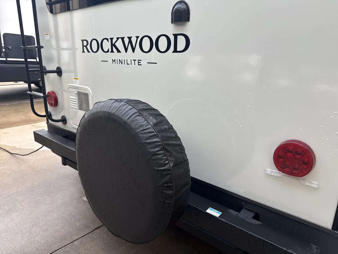 2026 Forest River Rockwood Mini Lite 2515S — Photo 7