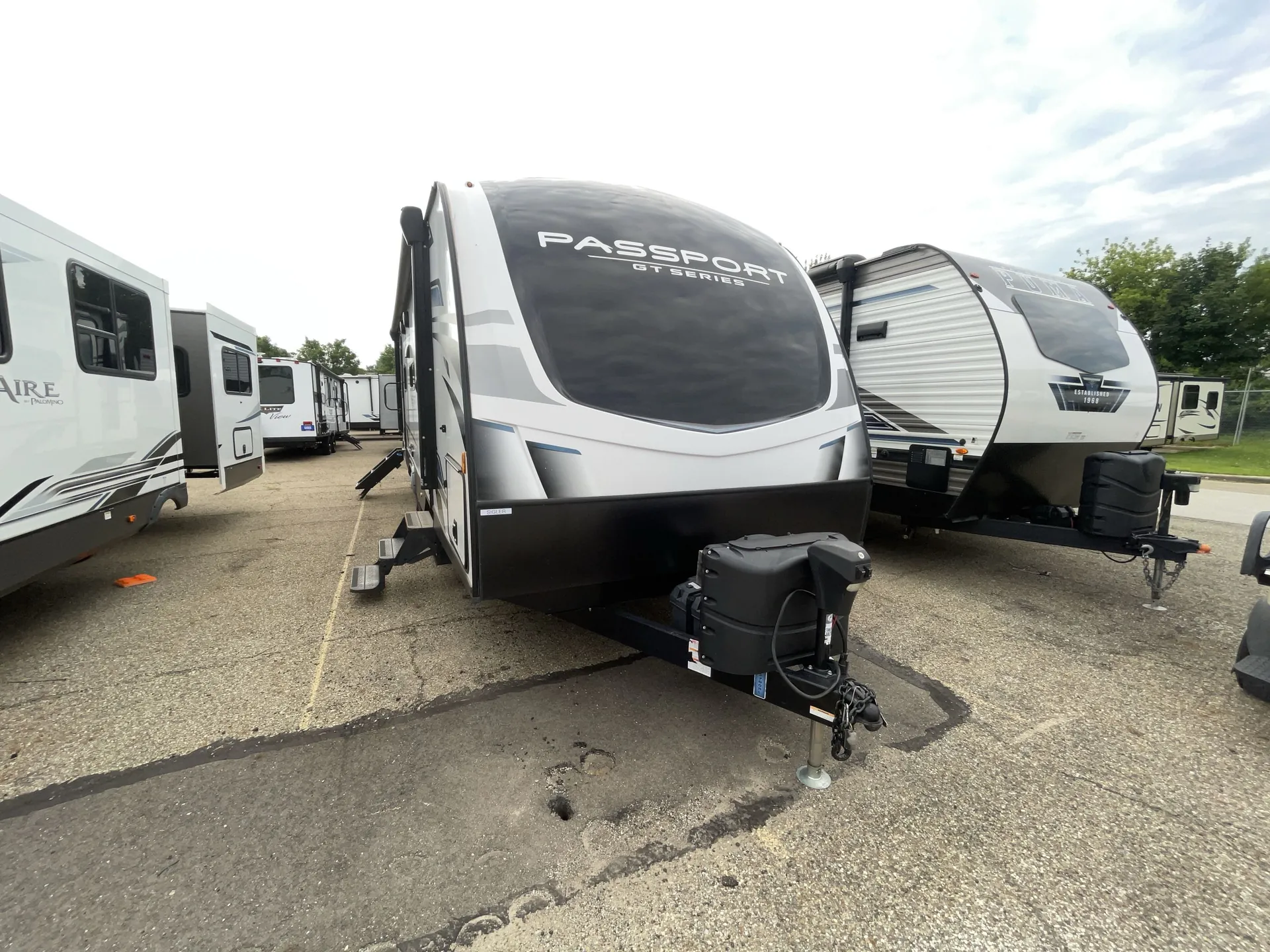 2023 Keystone Passport 2700RL - Photo 2