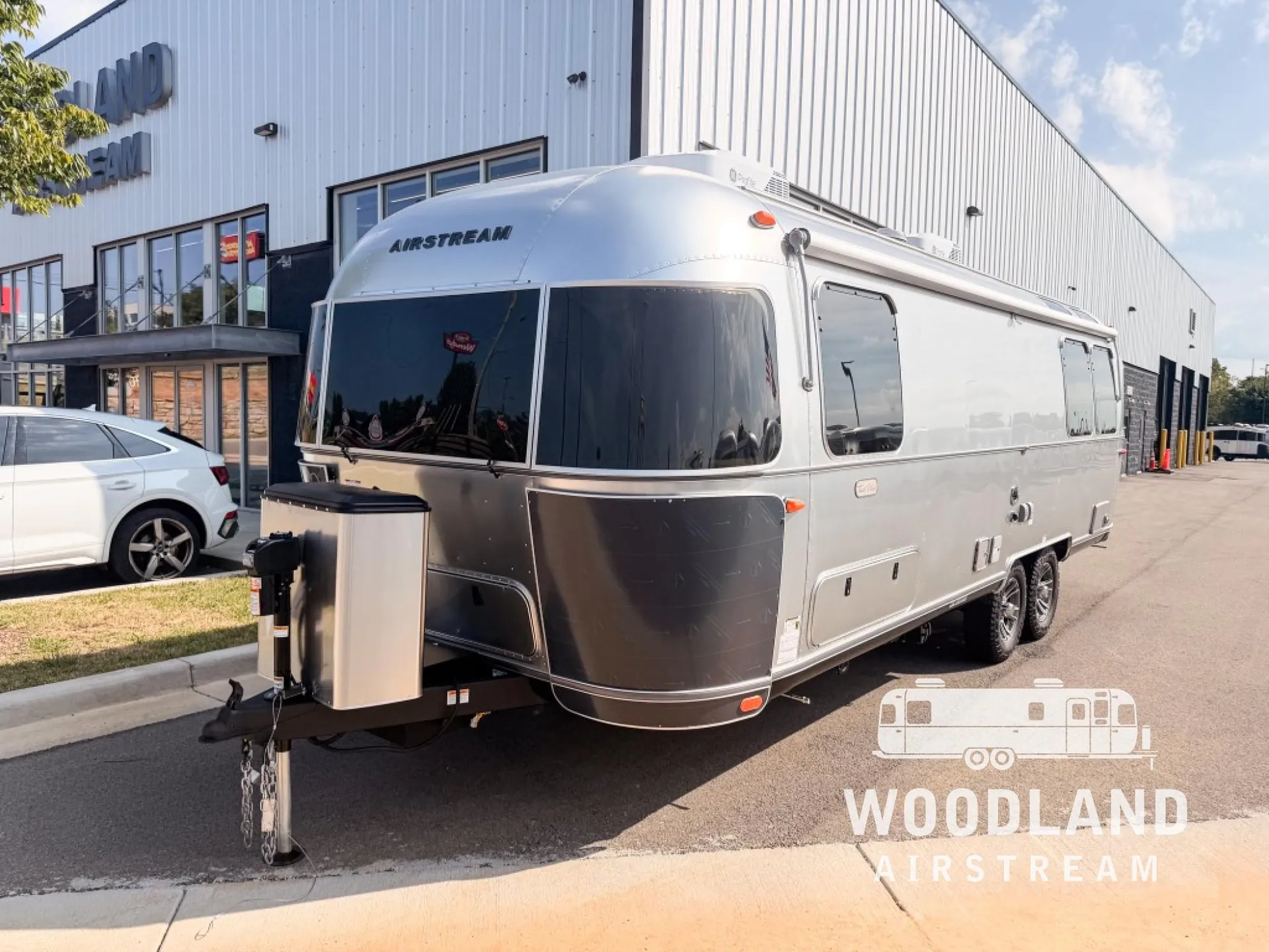 2027 Airstream Trade Wind 27FB TWIN - Photo 3