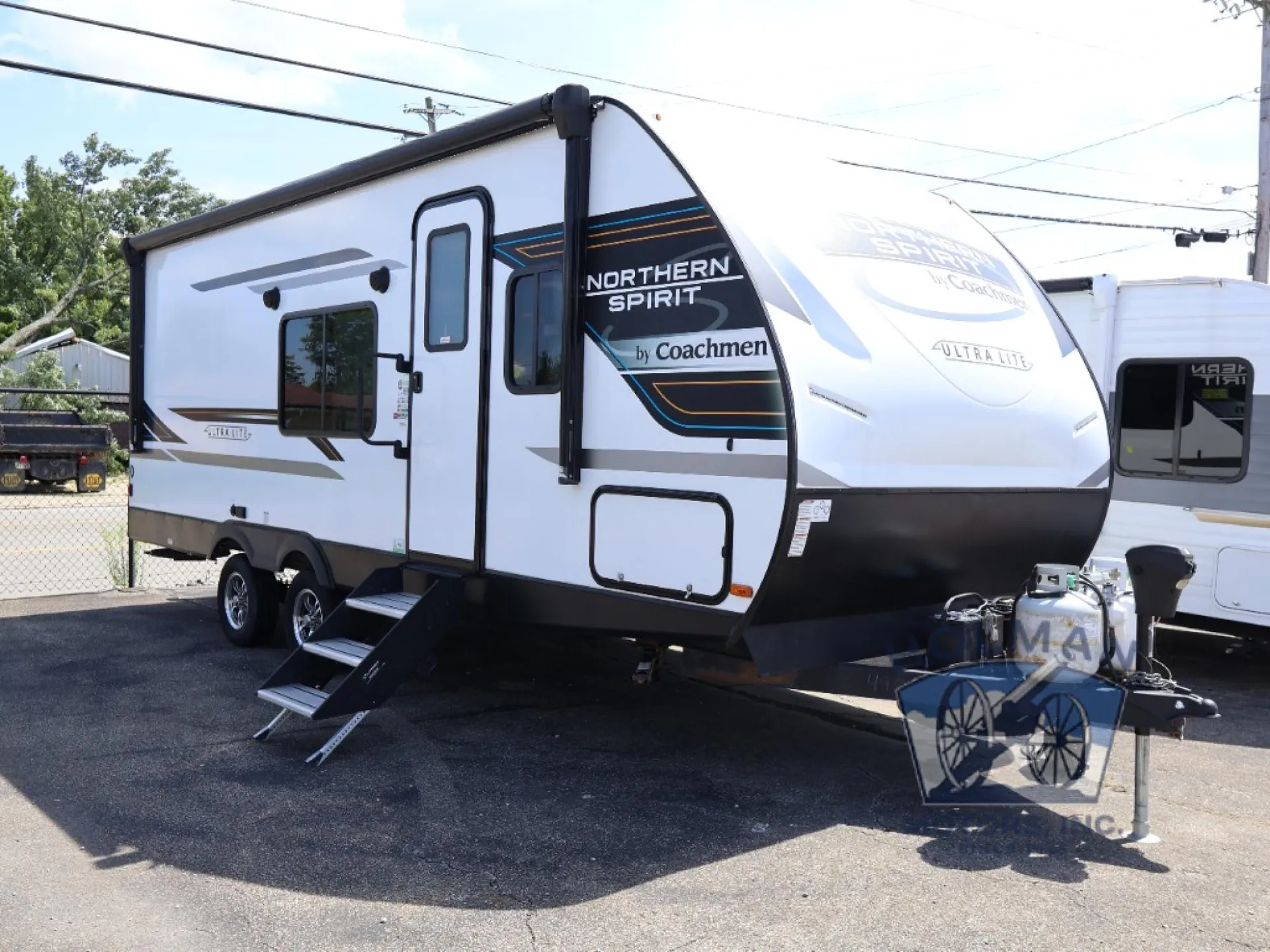 2023 Coachmen Northern Spirit Ultra Lite 2252MD - Photo 2