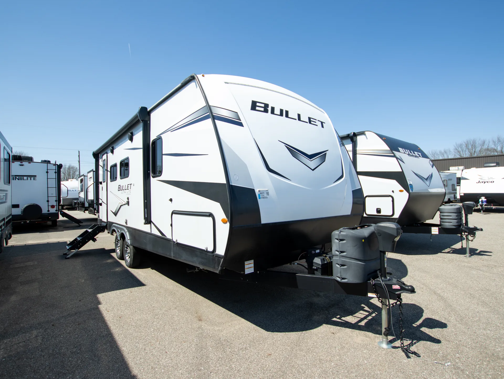 2022 Keystone Bullet 221RBS - Photo 2
