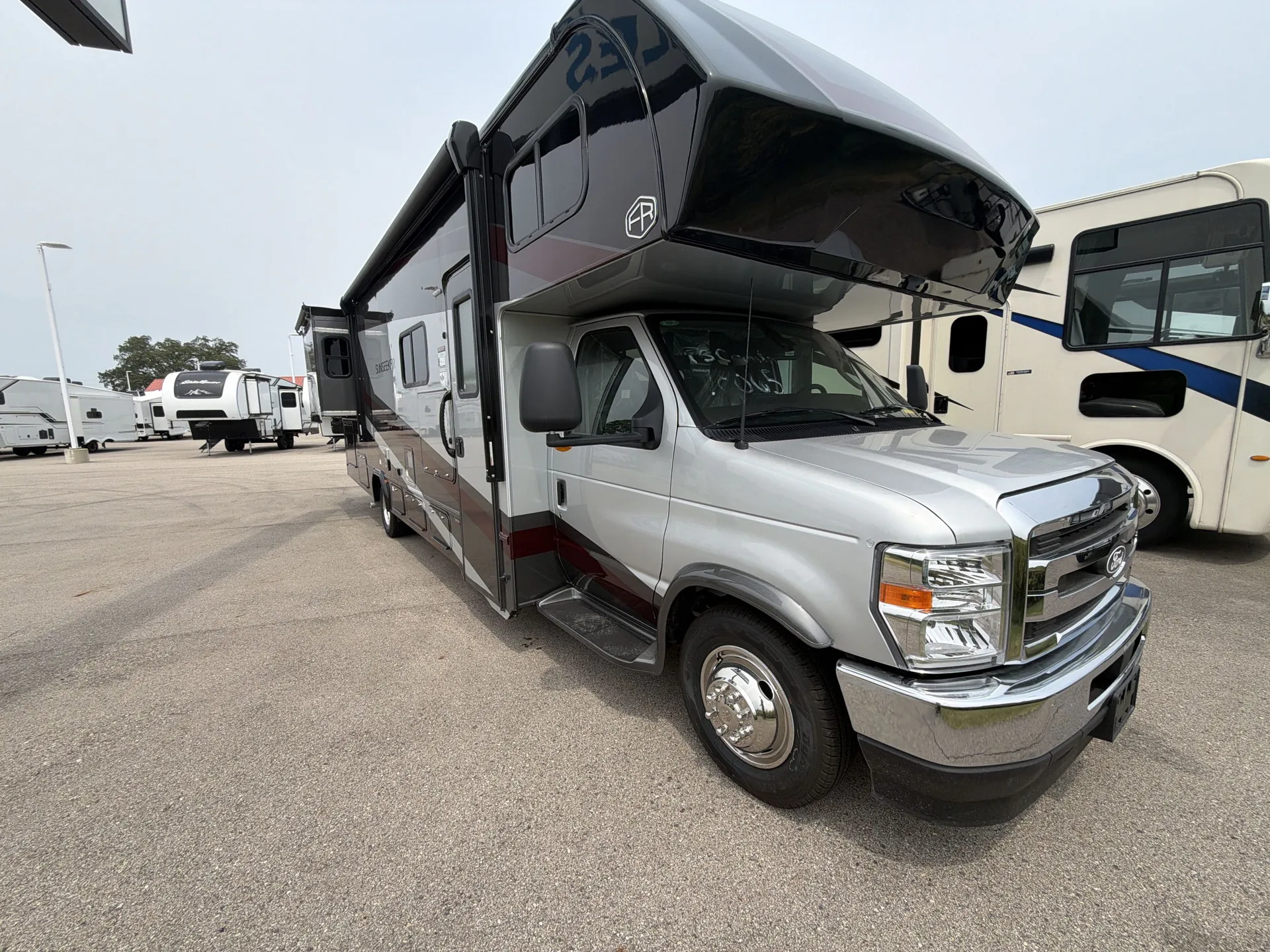 2027 Forest River Sunseeker 3010DS