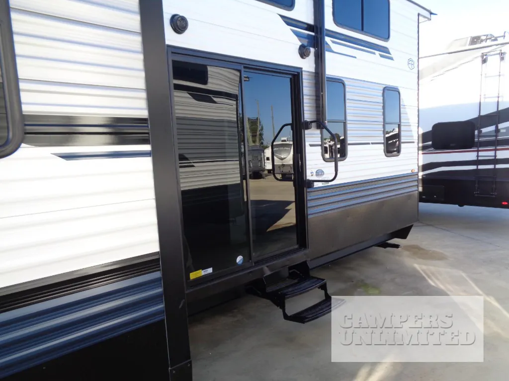 2026 Forest River Puma Vista 421LFT, Photos photo 5