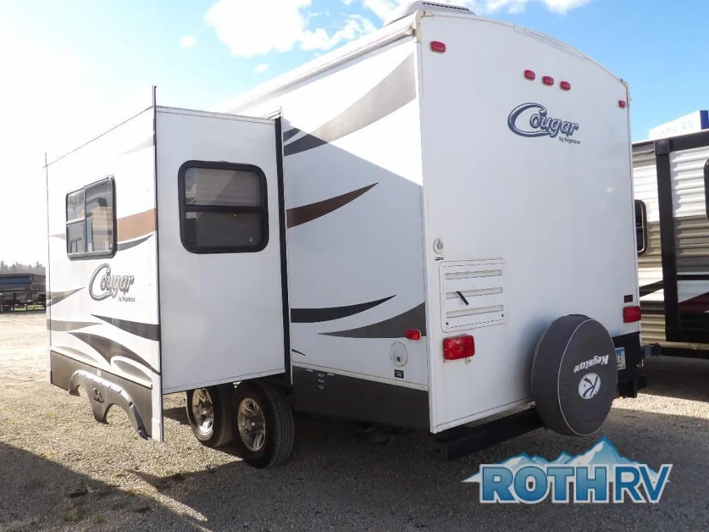 2013 Keystone RV Cougar X-Lite 19RBE - Photo 3
