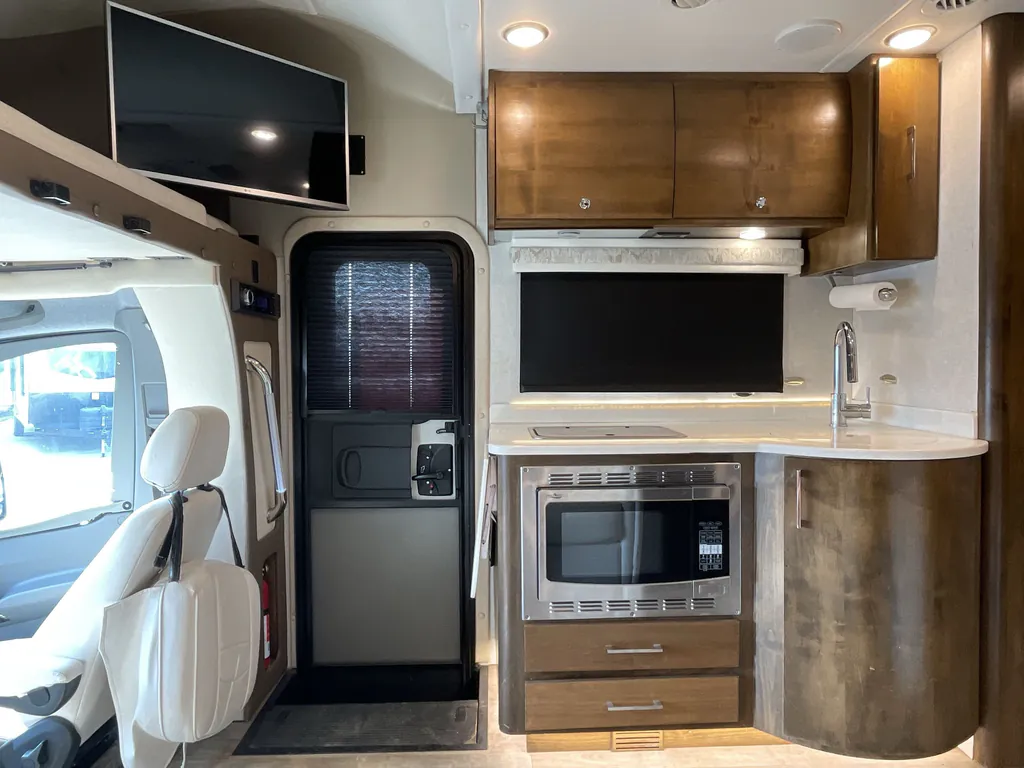 2019 Tiffin Wayfarer 24 BW, Photos photo 10