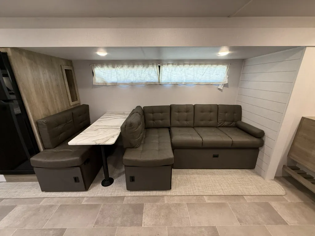2026 Forest River Airelume 270, Photos photo 12