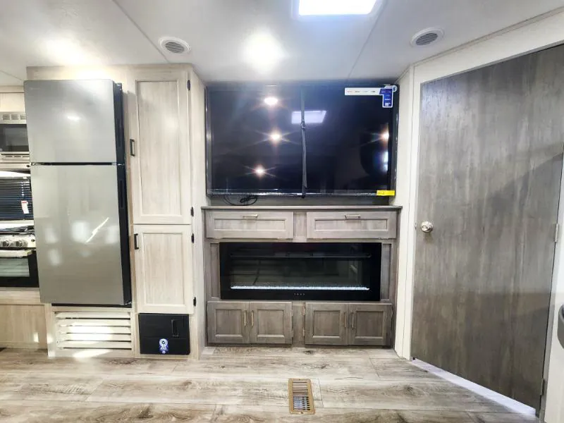 2026 Coachmen Catalina Legacy Edition 273DBHCK, Photos photo 25