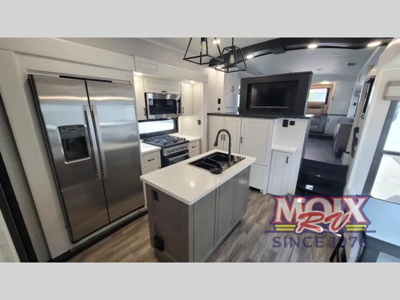 2025 Jayco North Point 382FLRB - Photo 3