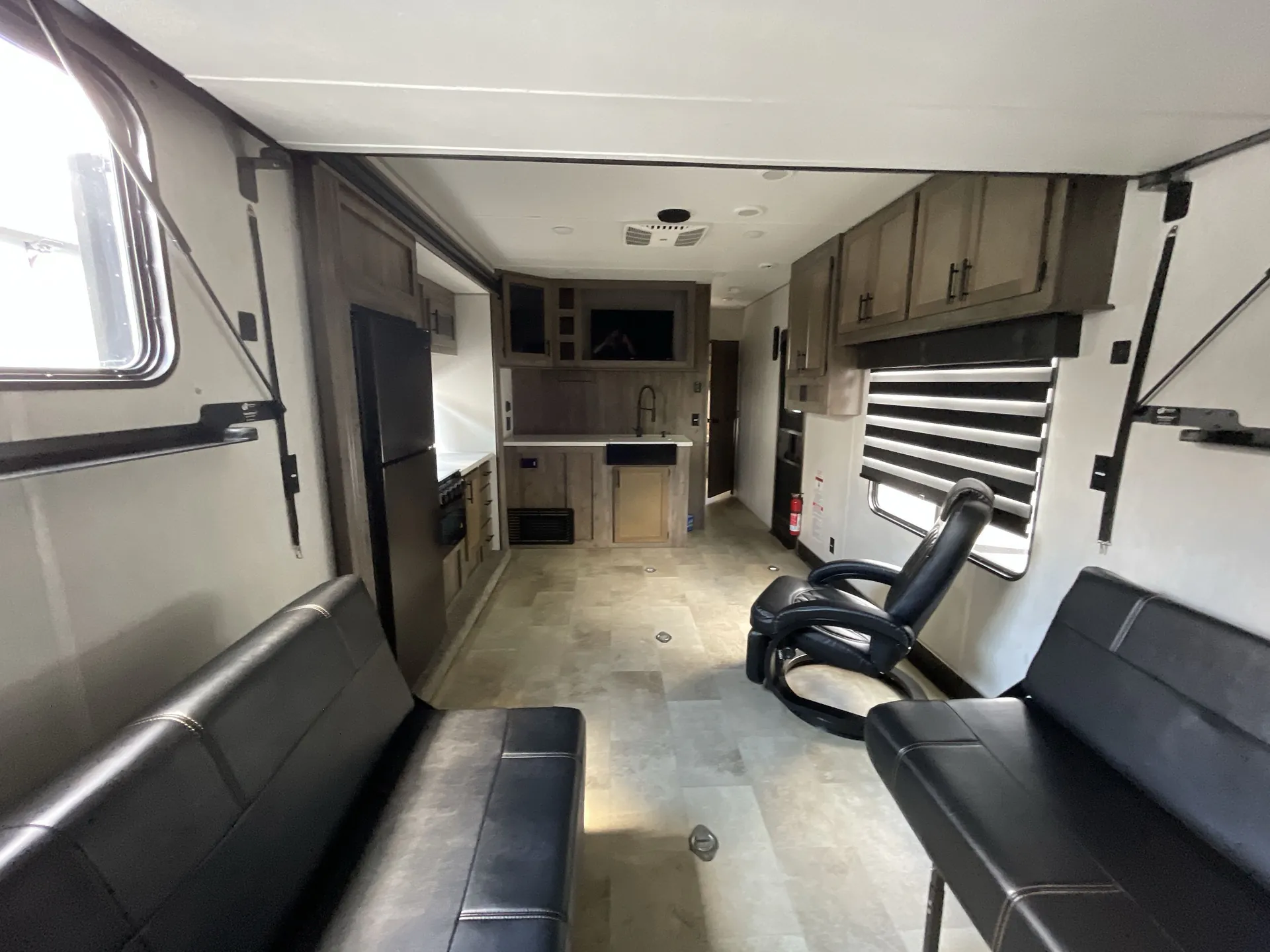 2021 Forest River Vengeance Rogue 26V — living area main