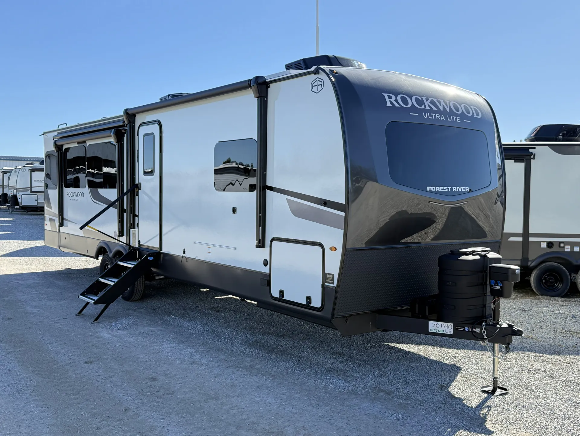 2026 Forest River Rockwood Ultra Lite 2906RL - Photo 2