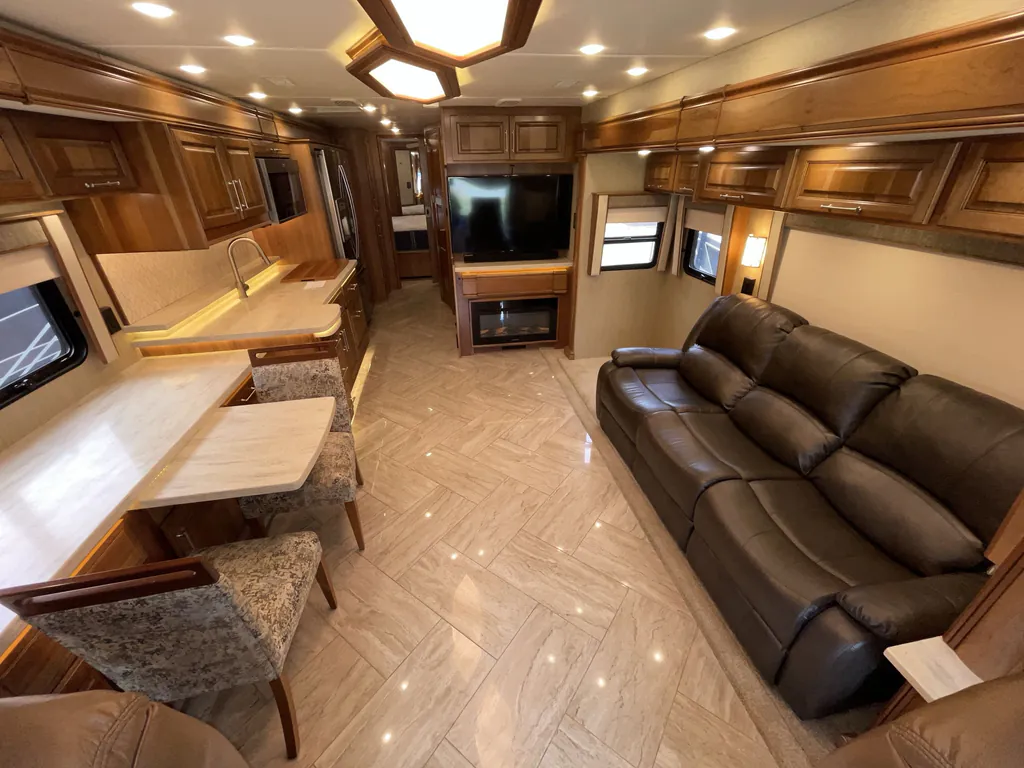 2019 entegra coach Aspire 38M, Photos photo 2