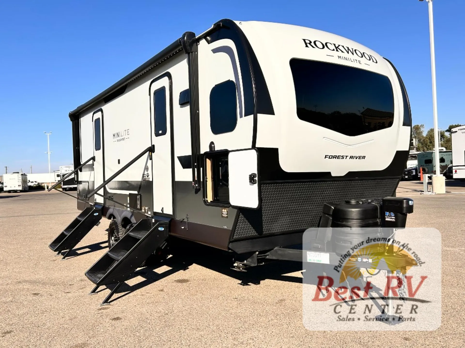 2027 Forest River Rockwood Mini Lite 2506FK