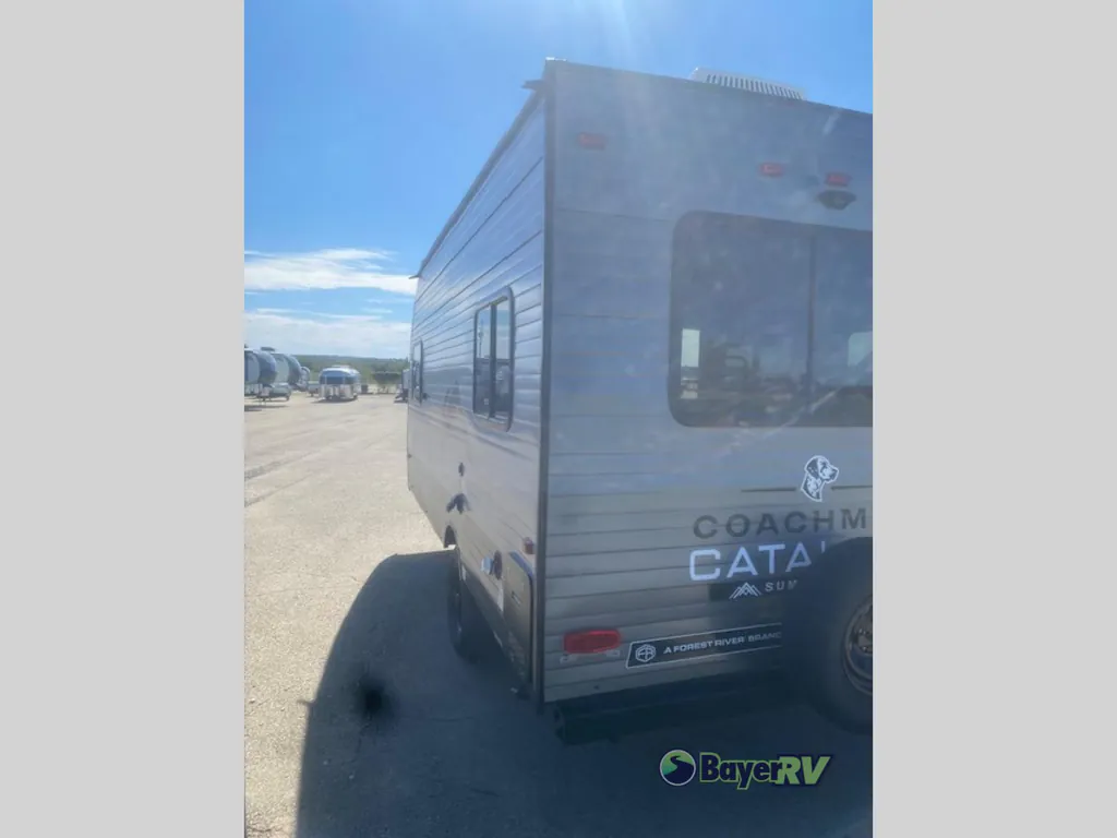 2027 Coachmen Catalina Summit Series 7 154RDX, Photos photo 5