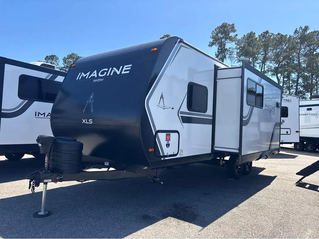 2026 Grand Design Imagine XLS 22MLE - Photo 4
