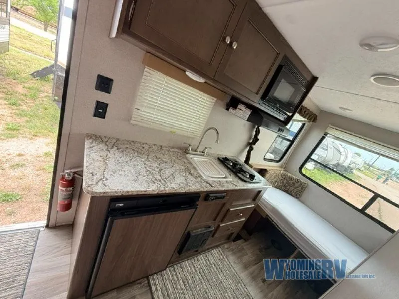 2018 Keystone RV Hideout Single Axle 177LHS - Photo 4