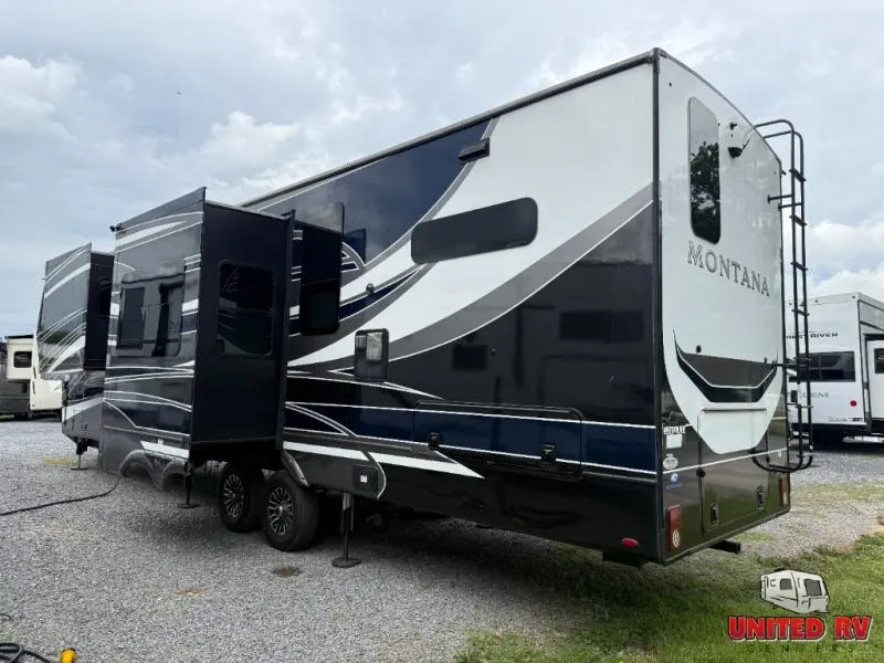 2024 Keystone Montana 3901RK - Photo 4
