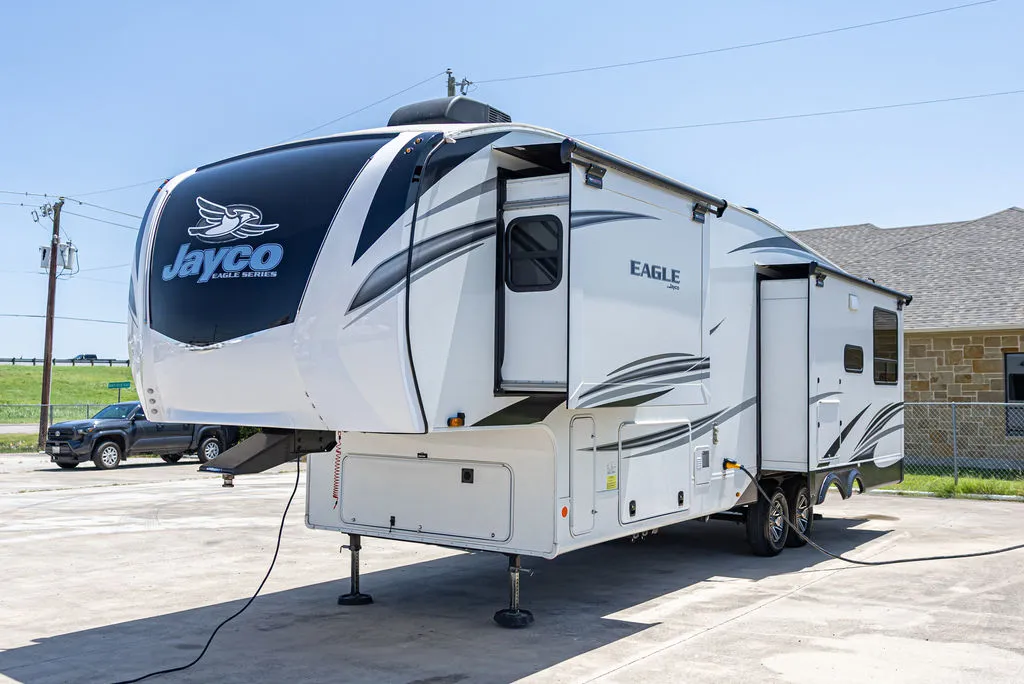 2022 Jayco Eagle 317RLOK - Photo 2