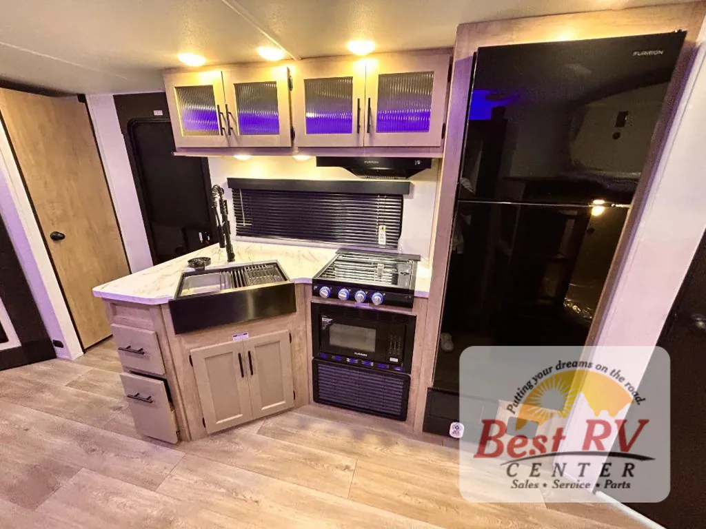 2027 Forest River Cherokee Grey Wolf 26KF, Photos photo 54
