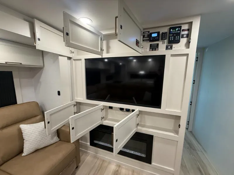 2026 Brinkley Model I 280, Photos photo 6