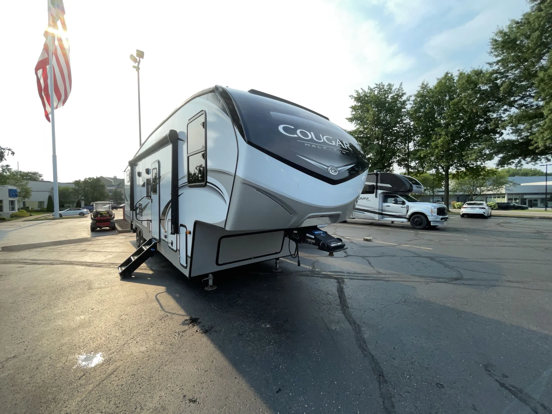 2021 Keystone Cougar Half-Ton 32BHS - Photo 2