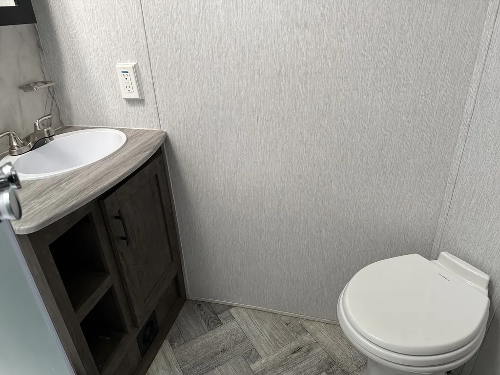2022 Forest River Stealth FQ2413G, Photos photo 17