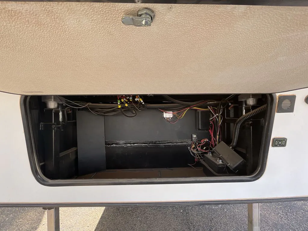 2022 Coachmen Chaparral 373MBRB - Photo 4