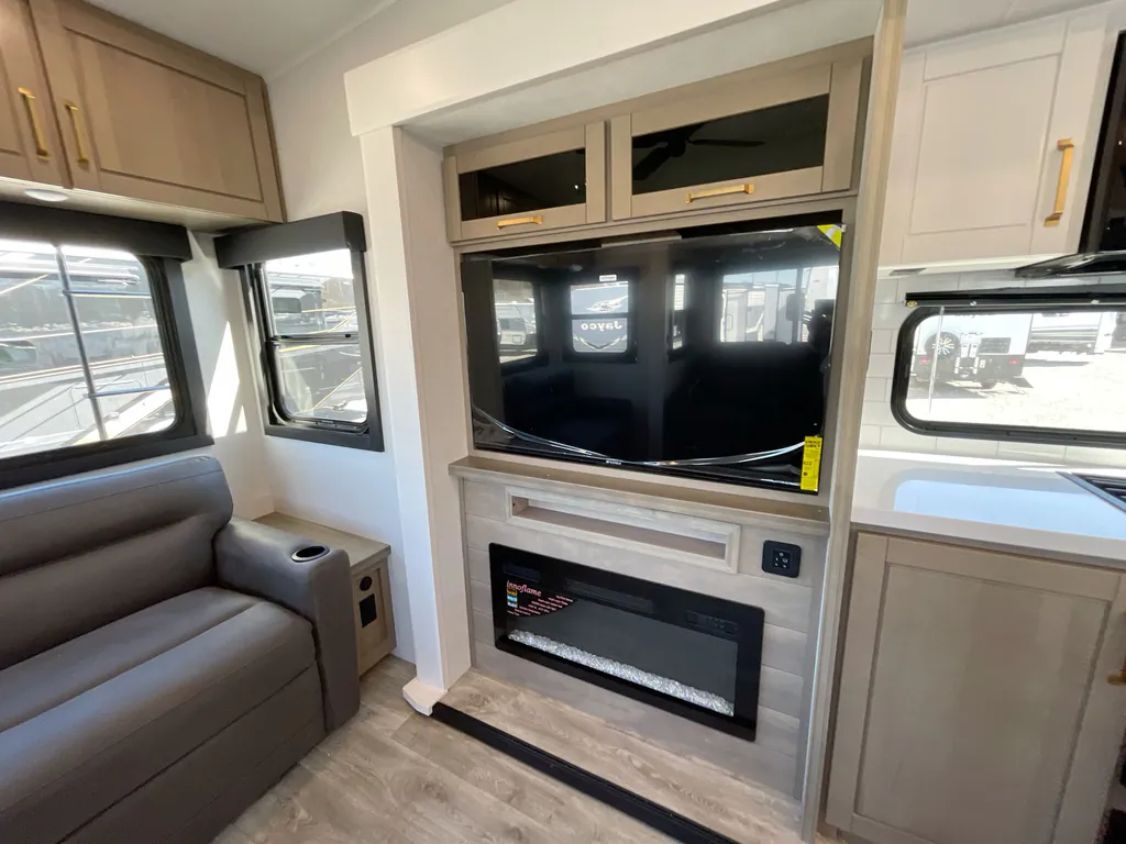 2026 Jayco Eagle 321RSTS, Photos photo 26