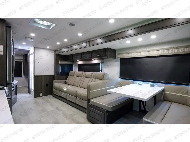 2024 Forest River Georgetown 5 Series GT5 31L5 - Photo 3