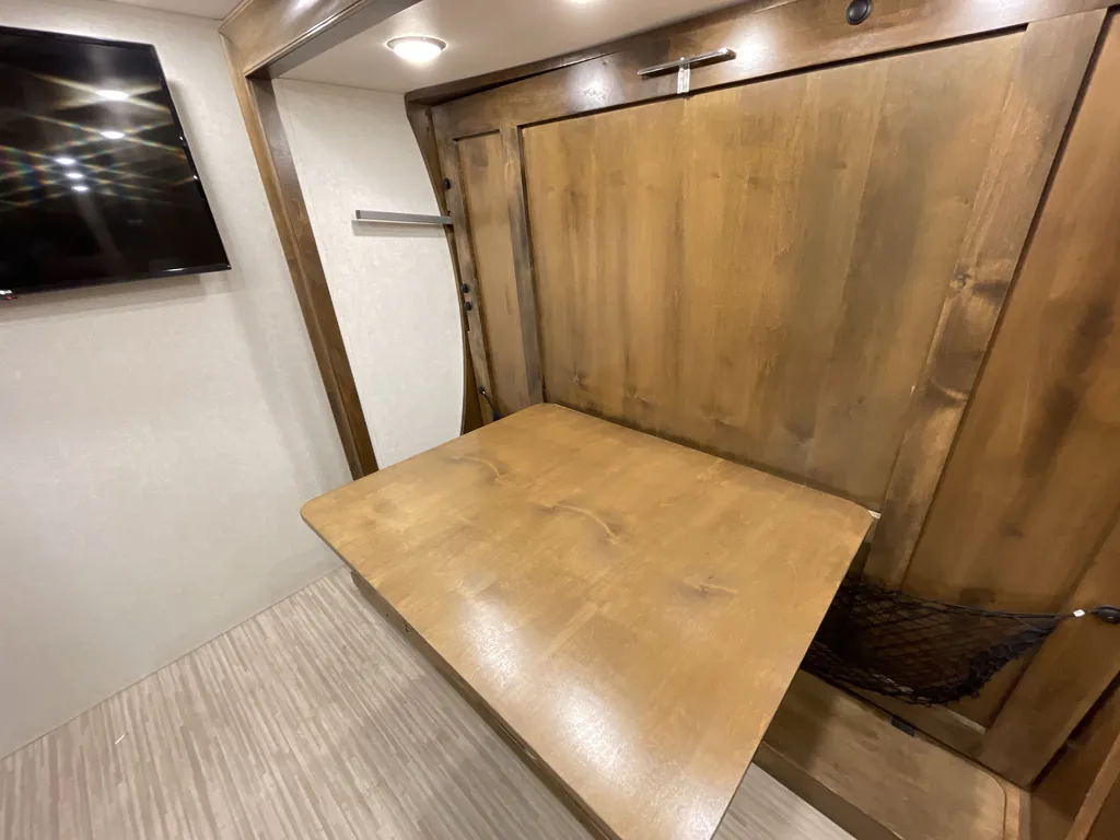 2018 Tiffin Wayfarer 24 FW, Photos photo 16