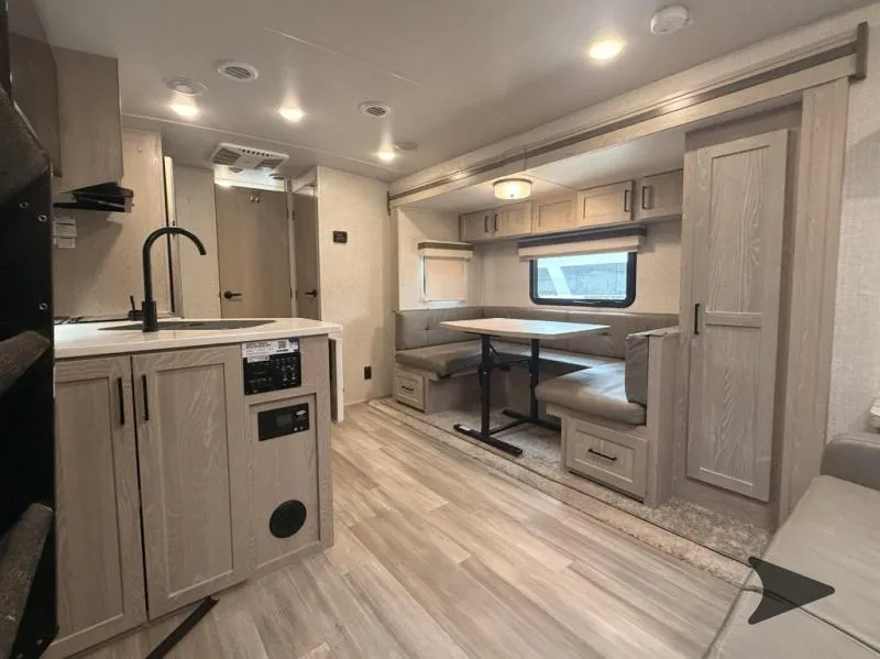 2022 Forest River Rockwood Mini Lite 2507S - Photo 3
