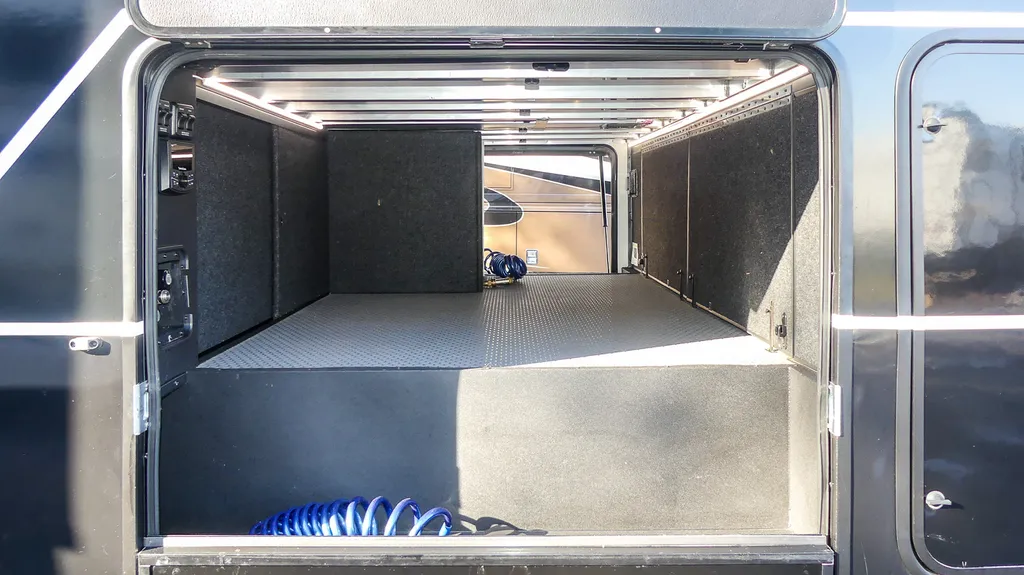 2025 Brinkley Model G 3250, Photos photo 41