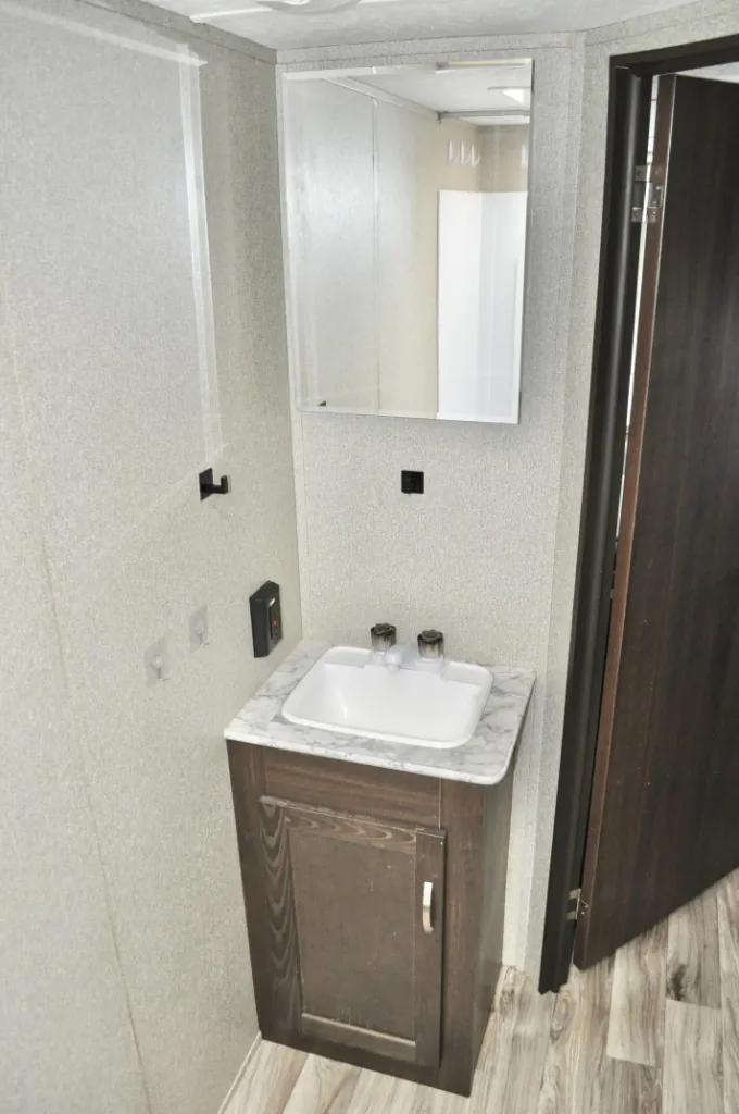 2019 Keystone Springdale 220BHWE, Photos photo 16
